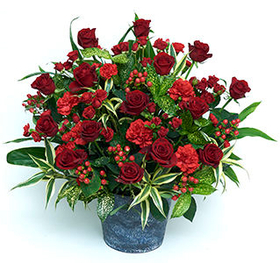 Cheap Flower Delivery Japan – Red Roses Arrangement