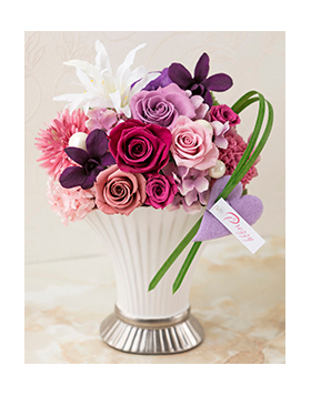 Best Flower Delivery Tokyo – Roses, Carnations & Hydrangeas