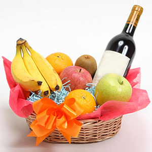 Tokyo Florist – Fruits Basket with Sparkling Juice
